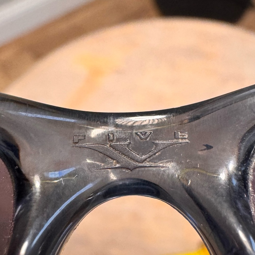 Vintage Oakley Fives Smoke Gray Wrap Sunglasses - Picture 8 of 8